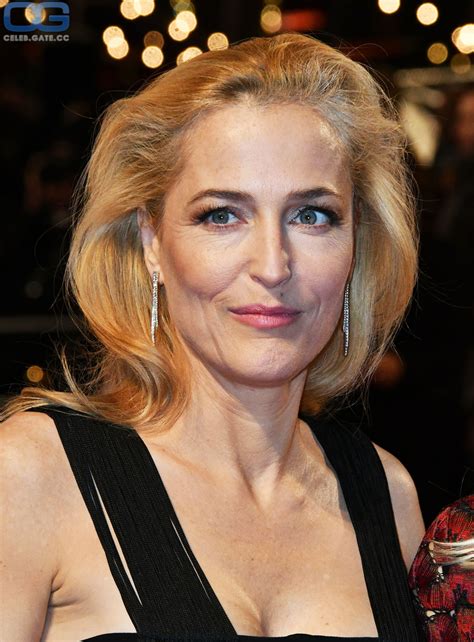 nude pictures of gillian anderson|Gillian Anderson Nude